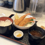川魚料理 うおたつ - 料理写真:エビフライランチ　1,100円
