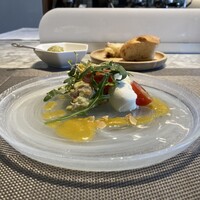 La Brianza - ブッファラチーズのサラダ仕立て