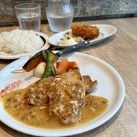 キッチン 大宮 MARK IS みなとみらい店 - ポークオニオンジンジャー¥1485