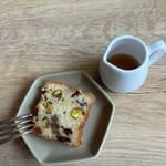 つるよし料理店 - パウンドケーキとメープルシロップ