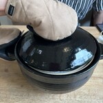 つるよし料理店 - 土鍋の中には