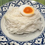 Ros'niyom - Thai Street Food & Noodles - 