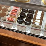 パティスリー ショコラトリー オーディネール - 