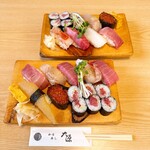 大源 - 上が上寿し　　1,400円
                                下が特上寿し　1,950円