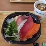 とと楽 - とと楽丼500円