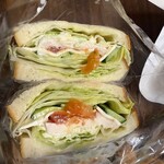 Chisha Pan - レタスのサンドイッチ