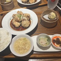 正宗広東私房菜サワダ 梅田エスト店 - 