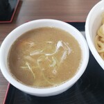 鬼ヤンマ - 節系スープに、隠し味として甘酢が入ったつけ汁！