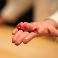 あじゅう田の鮨と共に