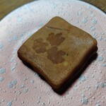 やまだ屋 - 『桐葉菓(とうようか)』¥180