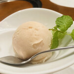 松阪牛炭火焼肉 東海亭 - 