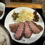 牛たん炭焼 利久 - 