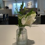 オトワ レストラン - お花が素敵ですわ