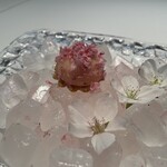 オトワ レストラン - AMUSE アミューズ　桜の香りとチーズ