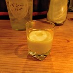 バルパンチョ - お通しの冷製コーンポタージュ