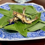 美加登家 - 塩焼きはひとり2尾ずつ