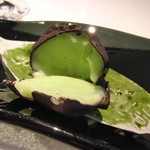 Arzak - TASTING MENU(189EUR) Black lemon