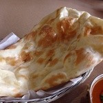 Indian Restaurant D SAGARMATHA - 20140830 サガルマータ ★ランチセット （マトンカレー辛口）（800円）★お代わり自由の「ナン」