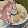 鶏そば 唆る 堀田本店