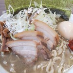 鬼ヤンマ - 酢漬けの小さな煮干しが、トッピングされてます！！