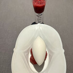 茶禅華 - 木苺クリームチーズ　ライチシャーベット　フィンガーライム　クラムベリータピオカソース