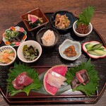 魚菜鶏 神楽戸 - 彩り御膳