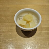 鮨 無垢/鮨 白銀 - 