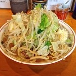 豚星。 - 小ラーメン（野菜・ニンニク￥650）微乳化のスープが絶品！8/30/2014