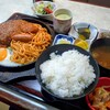 デン - ハンバーグ定食