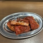 焼肉ホープ - 料理写真:牛カルビ