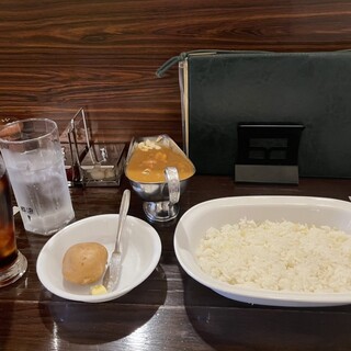 ラ・ファミーユ_0