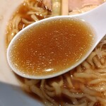 麺家 たけ田 - スープの感じ