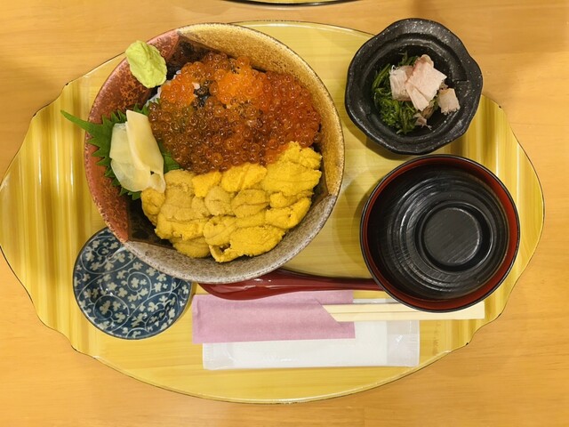 かいせんどころ 梁（かいせんどころ りょう） - 志津川（海鮮丼）の写真