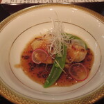 銀座ろくさん亭 - 焼物は 鱸塩焼き トーチあんかけ、針葱