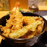 くずし割烹 天ぷら竹の庵 - しっかりタレに染まった衣色