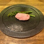 モダンスパイス 虹の仏 - 青森真鴨　もも肉もらってきました　ハーブの低温調理　鴨出汁のデミグラスソース（私の少な目で