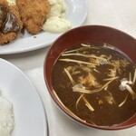 はね海老 - 赤だしは、めっちゃ濃い　大好きな味やな