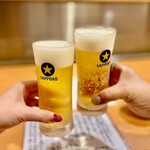 302786158 - 生ビールで乾杯♪(*^^)o∀*∀o(^^*)♪