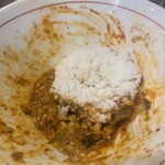 烈火 - 残った出汁、具材と梅こんぶ酢であじを混ぜて調整！