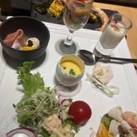 ブッフェアンドカフェ スロープサイドダイナー ザクロ - 