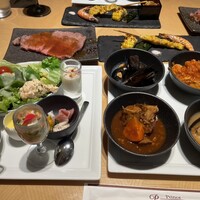 ブッフェアンドカフェ スロープサイドダイナー ザクロ - 