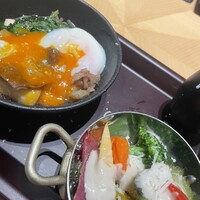 ブッフェアンドカフェ スロープサイドダイナー ザクロ - 