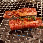 ホルモン焼肉 縁 - 