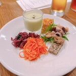 VOLLON - お洒落味の前菜たち