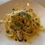 Trattoria Tabule - パスタ牡蠣と茄子のペペロンチーノ