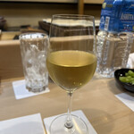 うを徳 - 白ワイングラス　880円