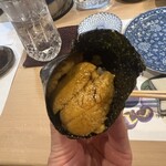 うを徳 - 礼文島産の紫雲丹手巻き