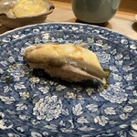 うを徳 - 琵琶湖産の稚鮎のにぎり