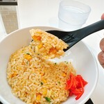 レイトカフェ - 一目で冷凍と分かりますが、下手な町中華より美味しいかも？