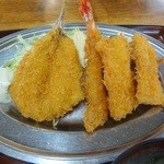 高砂食堂 - ミックスフライ定食(アップ)